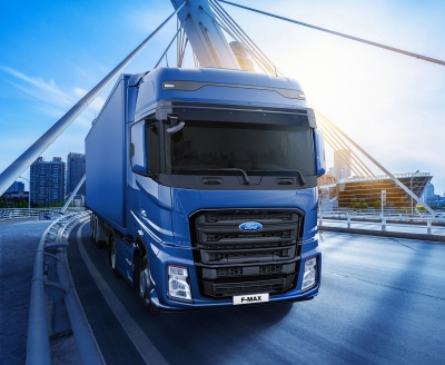 Ağır ticarinin en yerlisi yine Ford Trucks.